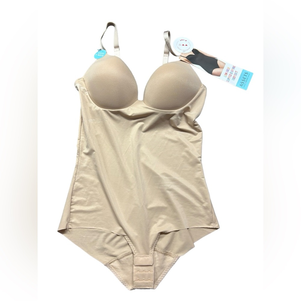 ASSETS BY SPANX nude shapewear low back panty bodysuit size small wear 4 way NWT